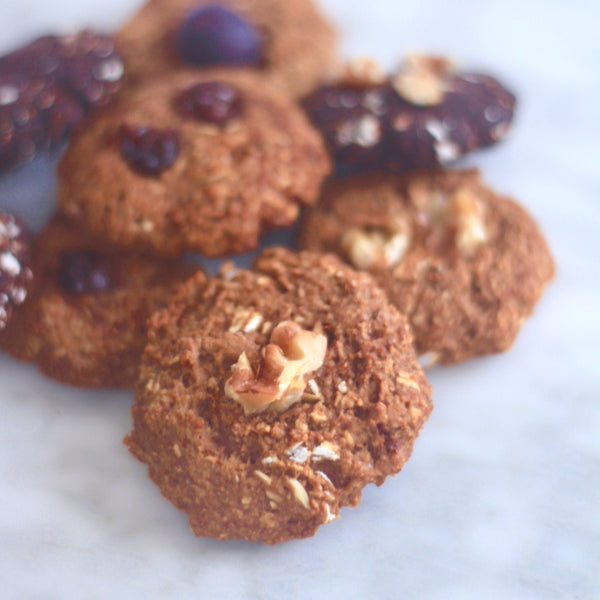 CLEAN OATMEAL COOKIES - TRAINER APPROVED (GLUTEN FREE, VEGAN, NO ADDED SUGARS, NATURALLY SWEETENED)
