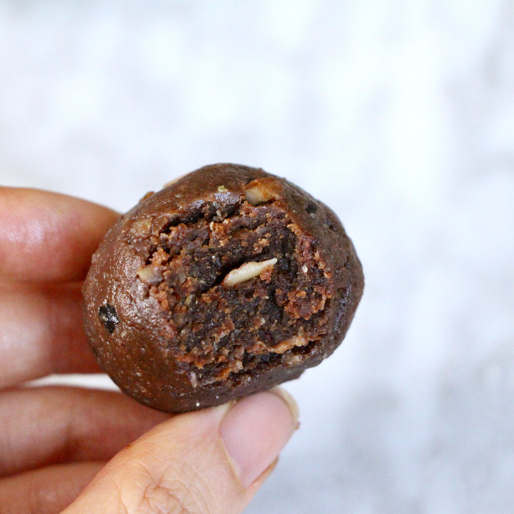 Vegan Dark Cacao CLEAN Protein Balls - Box of 8 (Gluten Free, Naturally Sweetened)
